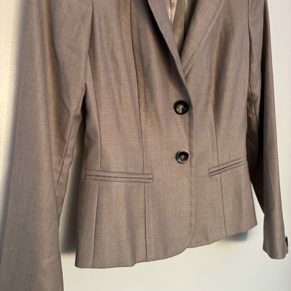 MaxMara Wool Silk Blend Taupe Tan Double Button Fitted Women’s Blazer Size 6 - Picture 4 of 10